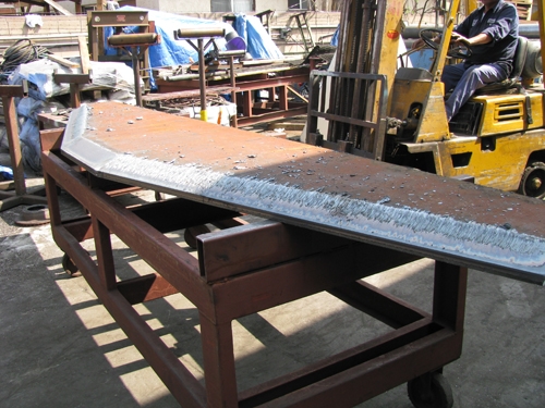 Beveling and Side Cutting of Hot Rolled Plate